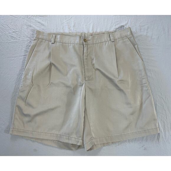 Nike 192213 Pleated Cotton Twill Chino Golf Shorts. Beige, Men's Size 38. EUC!! - Picture 1 of 5